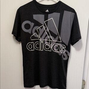 Adidas Boys Stay Dry Moisture Wicking Charcoal Graphic Tee Size Large (14-16)